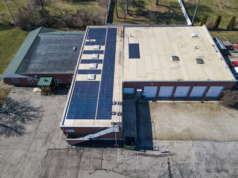 More Photos Of 3946 Indian Ripple Rd, Dayton Warehouse For Lease