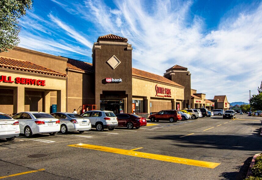 More Photos Of 25030-25110 Hancock Ave, Murrieta Unknown For Lease