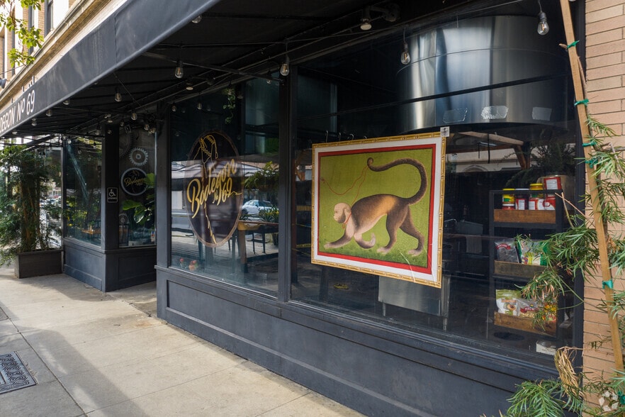 More Photos Of 61-69 N Raymond Ave, Pasadena Office For Lease