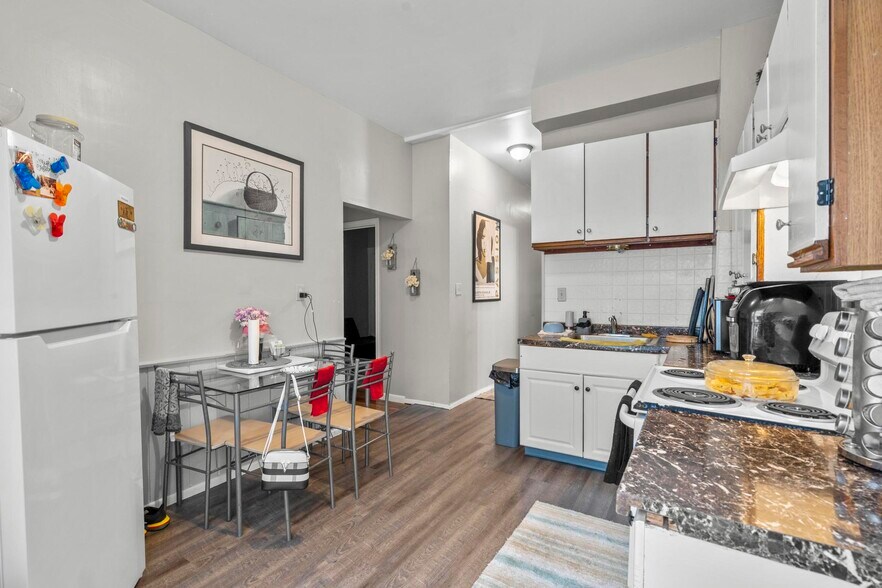 More Photos Of 99 Galpin St, Naugatuck Apartments For Sale