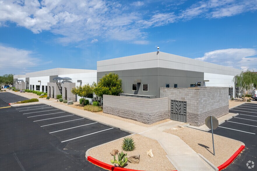 More Photos Of 8801 E Raintree Dr, Scottsdale Office For Lease