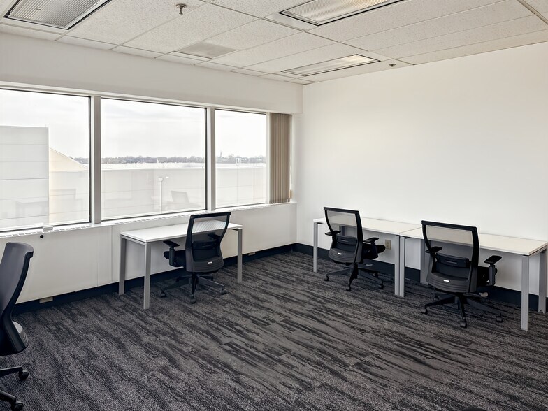 More Photos Of 301 N Elm St, Greensboro Coworking Space