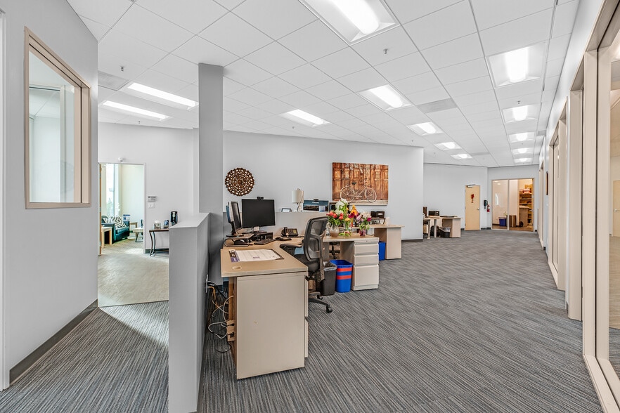 More Photos Of 41111 Mission Blvd, Fremont Office For Lease