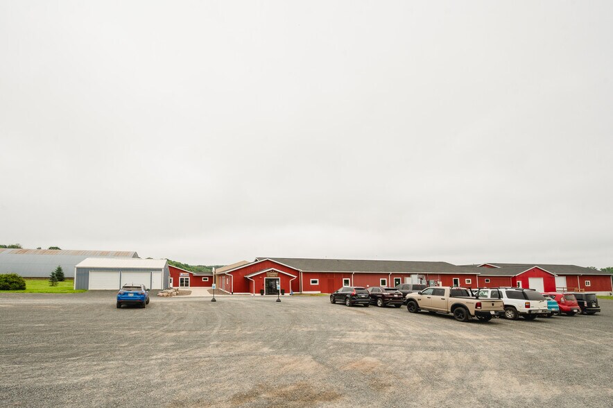 More Photos Of 373 280th St, Osceola Industrial For Lease