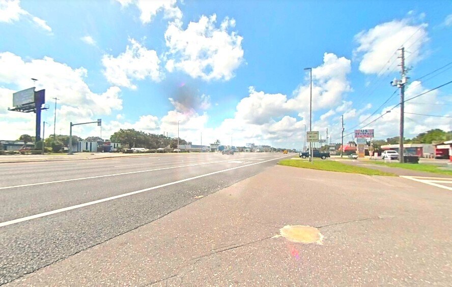 More Photos Of 3333 US Highway 19, Holiday Freestanding For Lease
