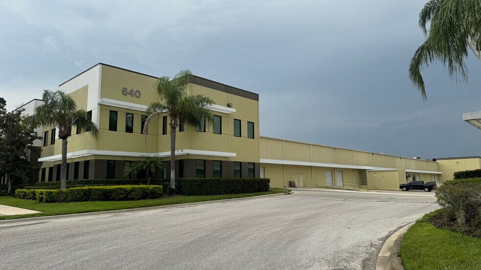 More Photos Of Unit 420, Oldsmar Light Distribution For Sale