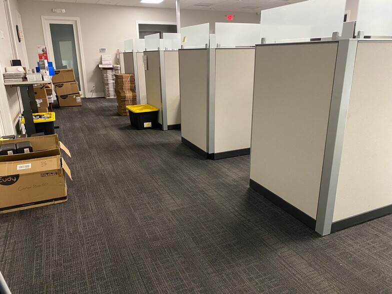 More Photos Of 869 Walnut St, Macon-Bibb Office For Sale