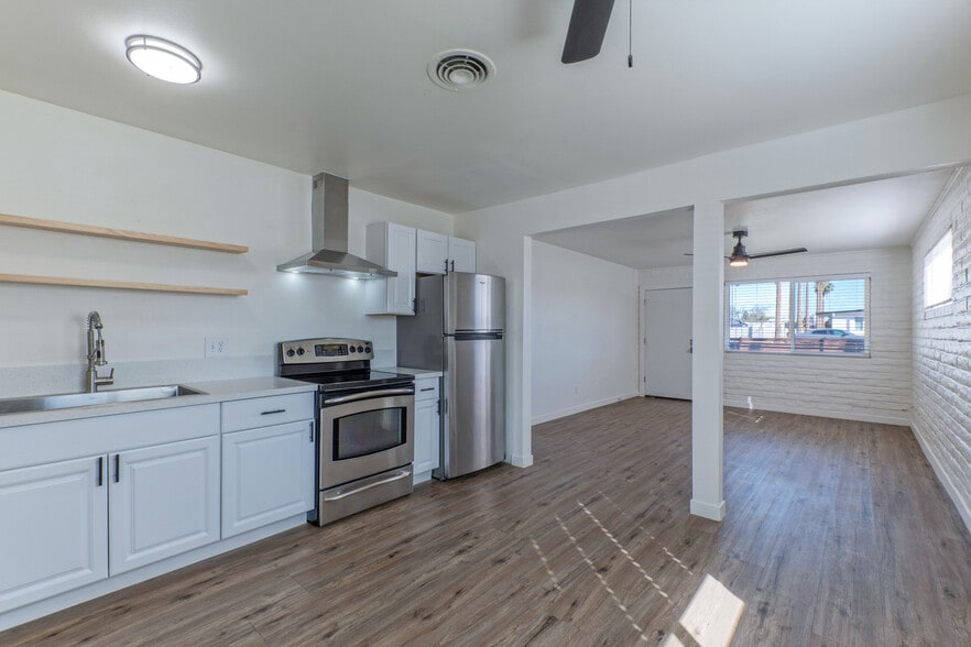 More Photos Of 1017-1031 E Fairmount Ave, Phoenix Apartments For Sale