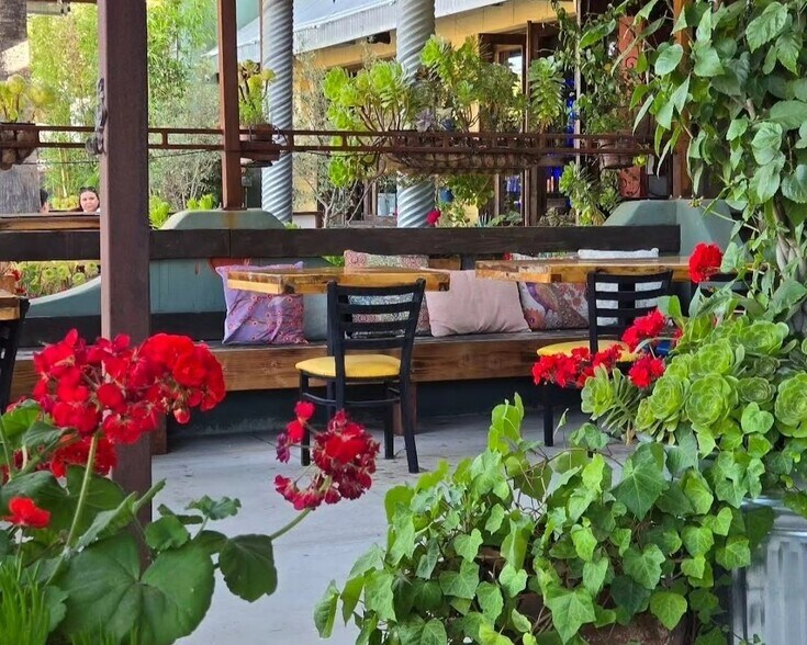 More Photos Of 2927 Spring St, Paso Robles Restaurant For Sale