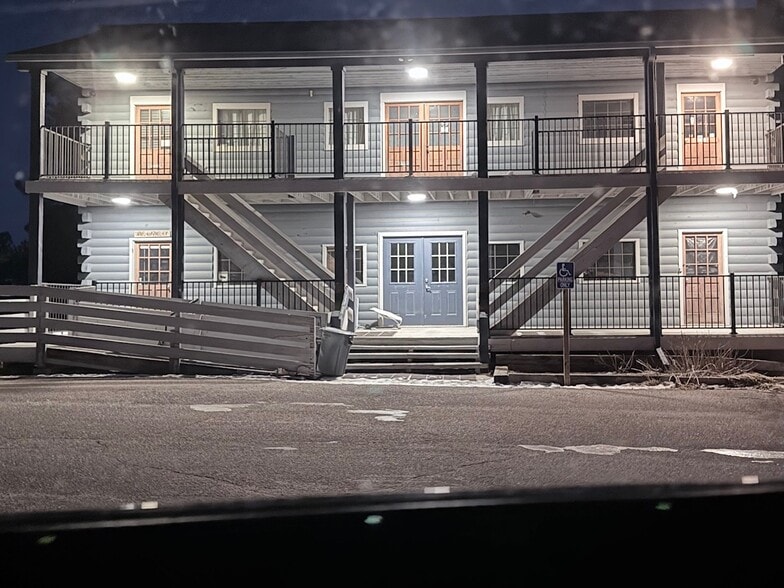 Primary Photo Of 67318 US Highway 285, Pine Flex For Lease