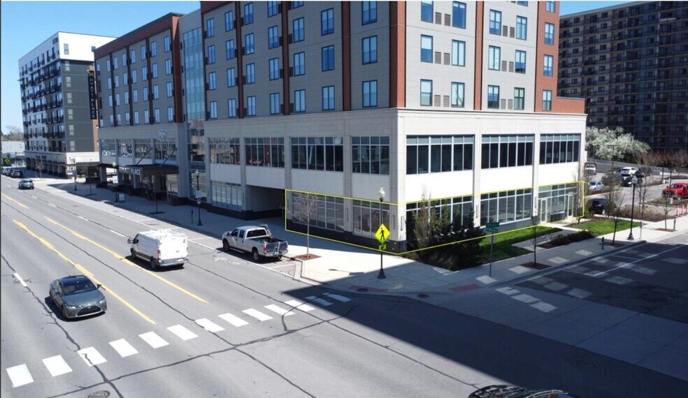 Primary Photo Of 410 N Main St, Royal Oak Office For Lease