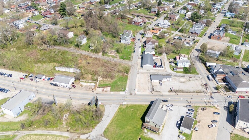 More Photos Of 705 7th St, Parkersburg Auto Dealership For Sale