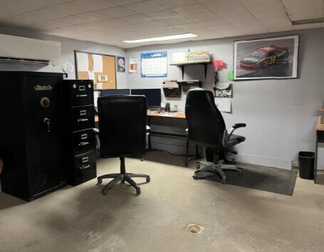 More Photos Of 1143 Elmira Rd, Newfield Auto Repair For Sale