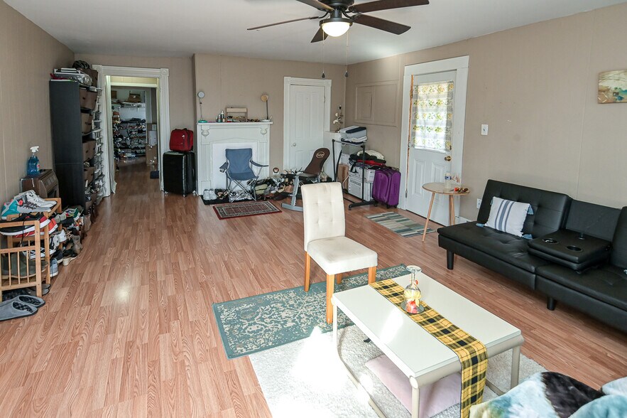 More Photos Of 304 Washington St E, Fayetteville Specialty For Sale