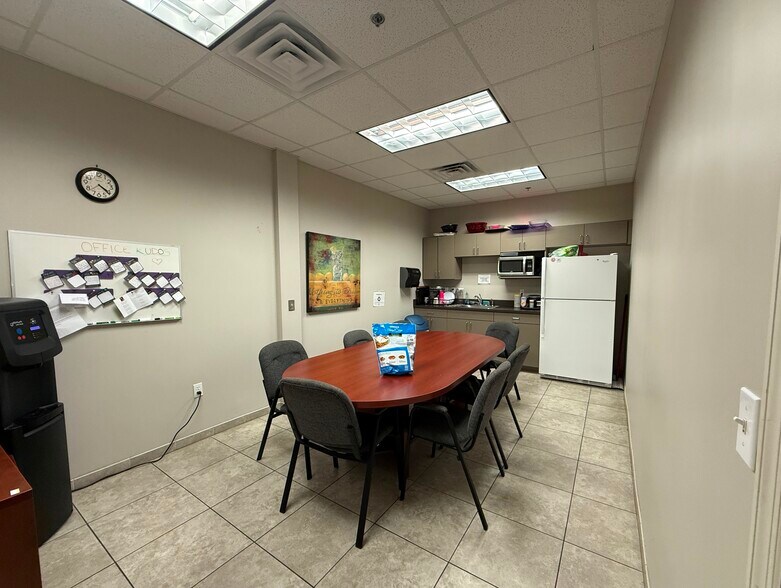 More Photos Of 1901 Mason Ave, Daytona Beach Office For Sale