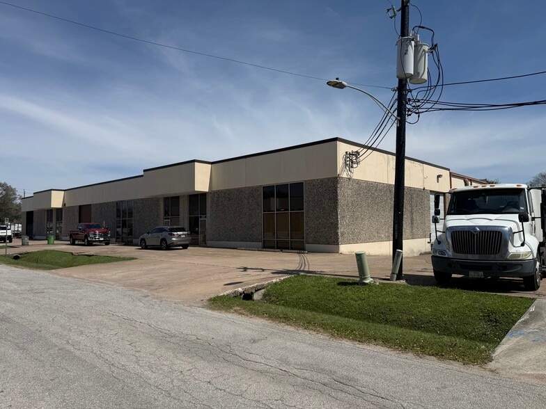 Primary Photo Of 3701-3707 Ace St, Houston Warehouse For Lease