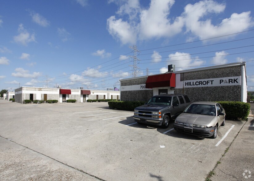 More Photos Of 5645 Hillcroft Ave, Houston Office For Lease