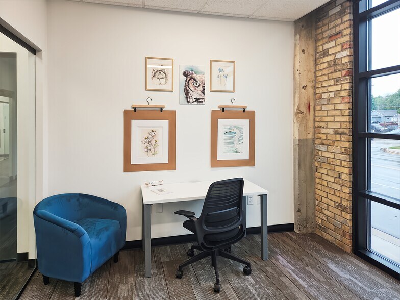 More Photos Of 540 N Broadway, Green Bay Coworking Space