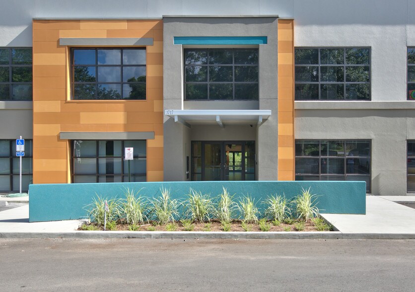 More Photos Of 3717 Apalachee Pky, Tallahassee Loft Creative Space For Lease