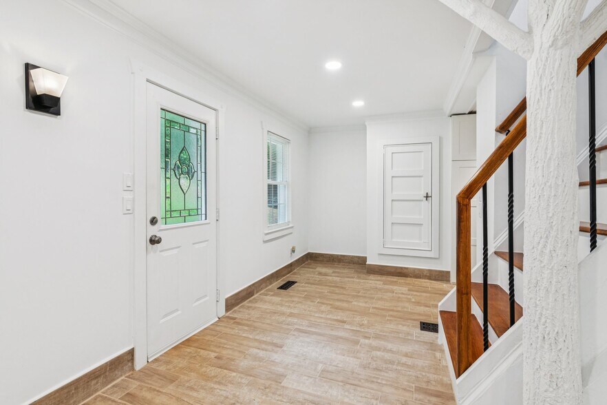 More Photos Of 375 Deerfield Dr, Dahlonega Multifamily For Sale