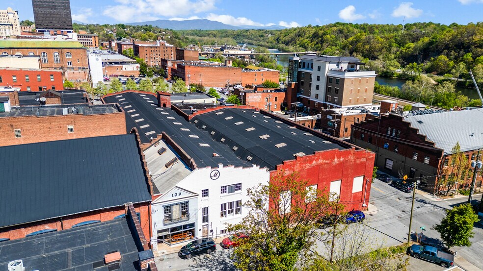 More Photos Of 107 13th St, Lynchburg Warehouse For Sale