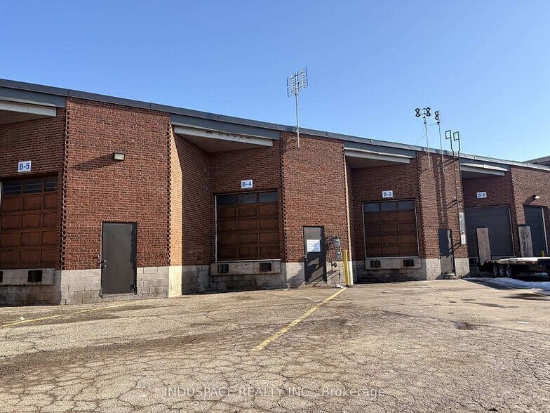 More Photos Of 1515 Matheson Blvd E, Mississauga Manufacturing For Lease