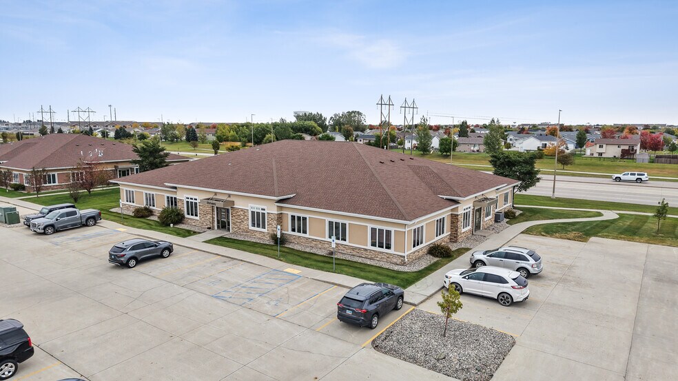 More Photos Of 3575 45th South, Fargo Office For Sale