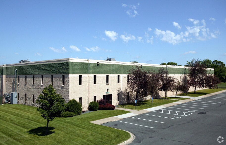 Primary Photo Of 2444 Enterprise Dr, Mendota Heights Warehouse For Lease