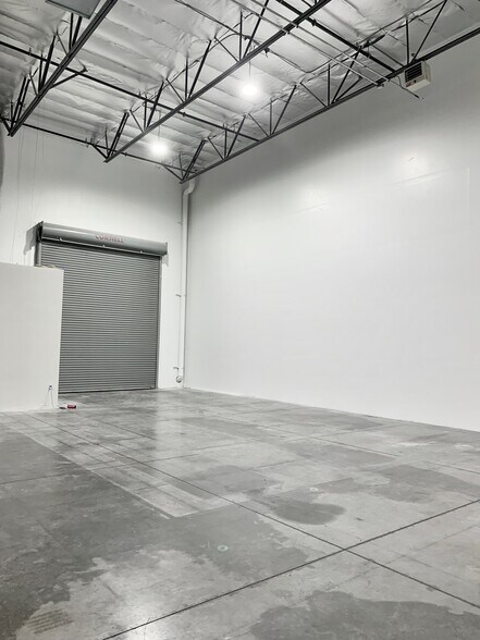 More Photos Of 6560 Spencer St, Las Vegas Warehouse For Lease