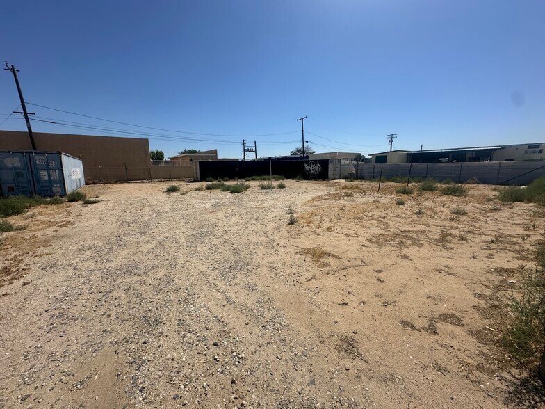 More Photos Of Pillsbury St Vic Trevor, Lancaster Land For Sale