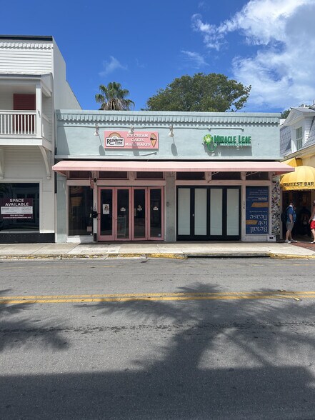 Primary Photo Of 126-128 Duval St, Key West Storefront For Lease