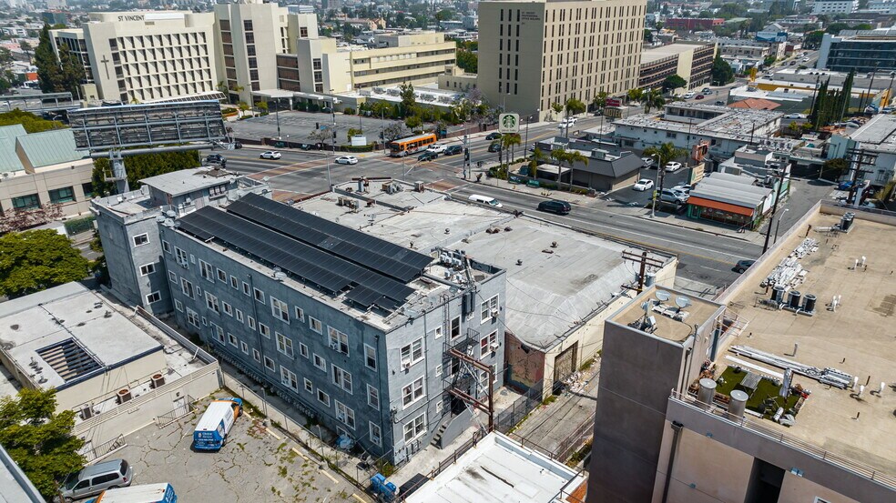 More Photos Of 2020-2028 W 3rd St, Los Angeles Storefront For Lease