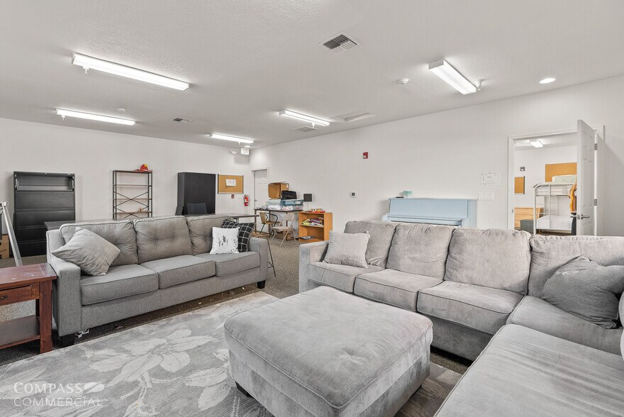 More Photos Of , Bend Unknown For Sale