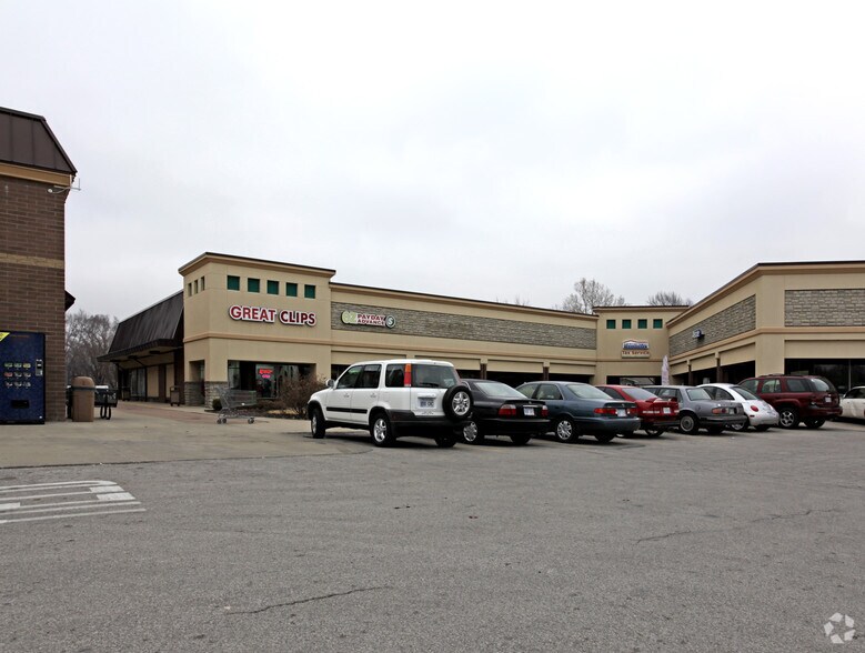 More Photos Of 10902-10966 W 75th St, Shawnee Unknown For Lease