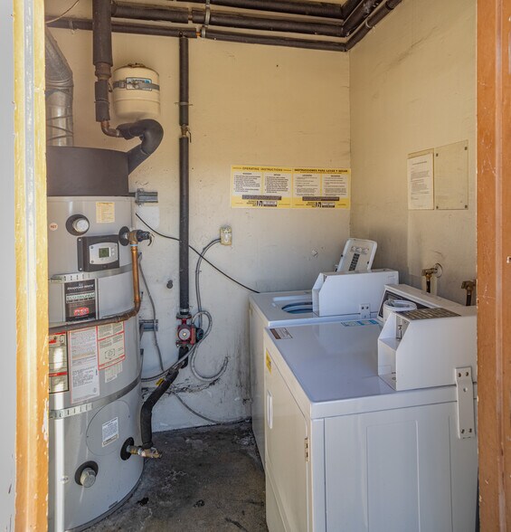 More Photos Of 1755 Granville Ave, Los Angeles Apartments For Sale