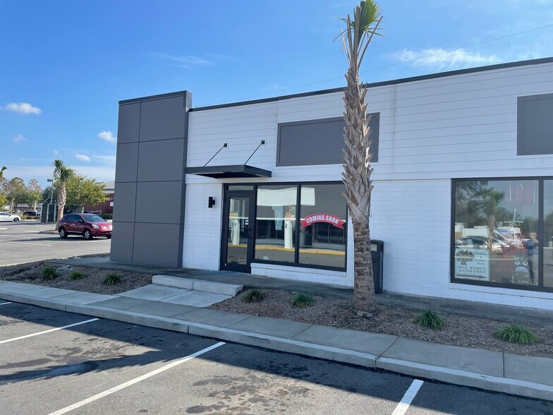 More Photos Of Dorchester Rd @ Dorchester Rd. & W. Montague, Charleston Unknown For Lease