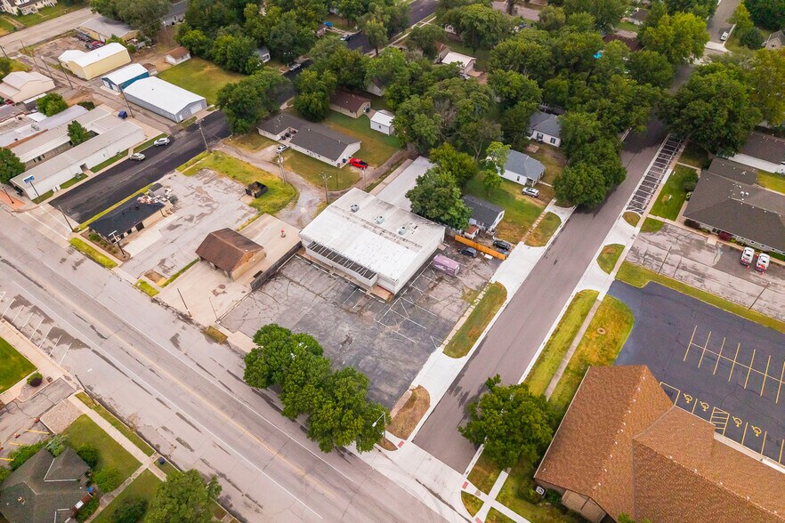 More Photos Of 226 E Ross St, Clearwater Freestanding For Sale