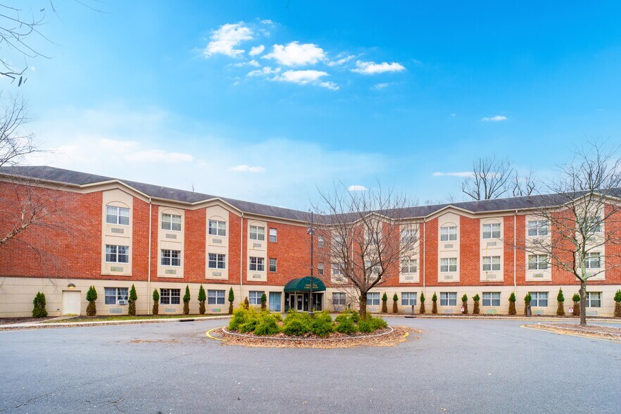 More Photos Of 728 Bunn Dr, Princeton Skilled Nursing Facility For Sale
