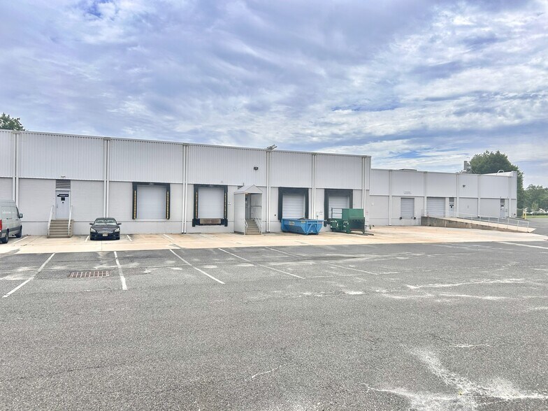 More Photos Of 2 Twosome Dr, Moorestown Manufacturing For Lease