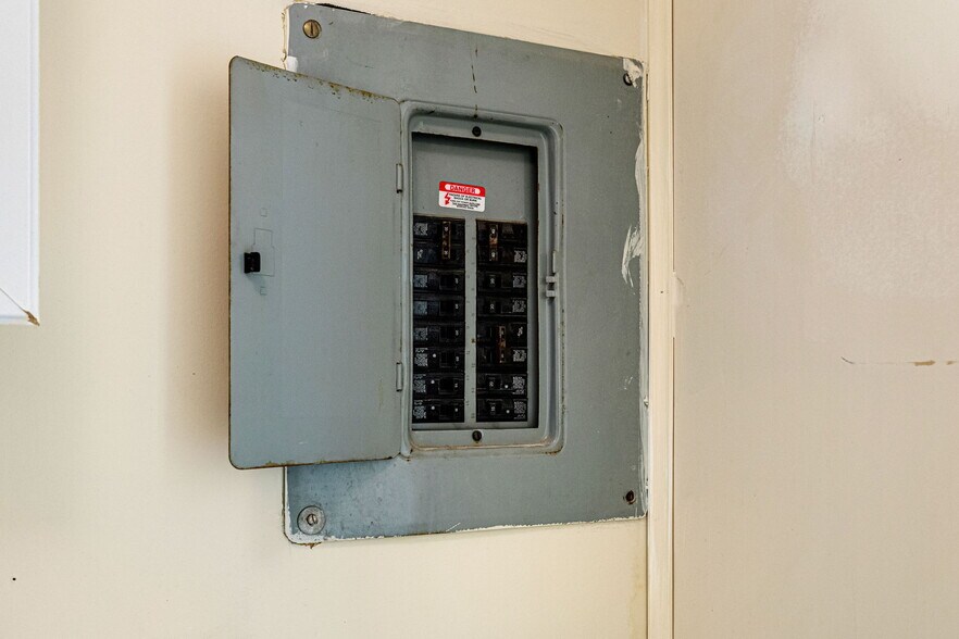 More Photos Of 113 S Main St, Concord Office For Lease