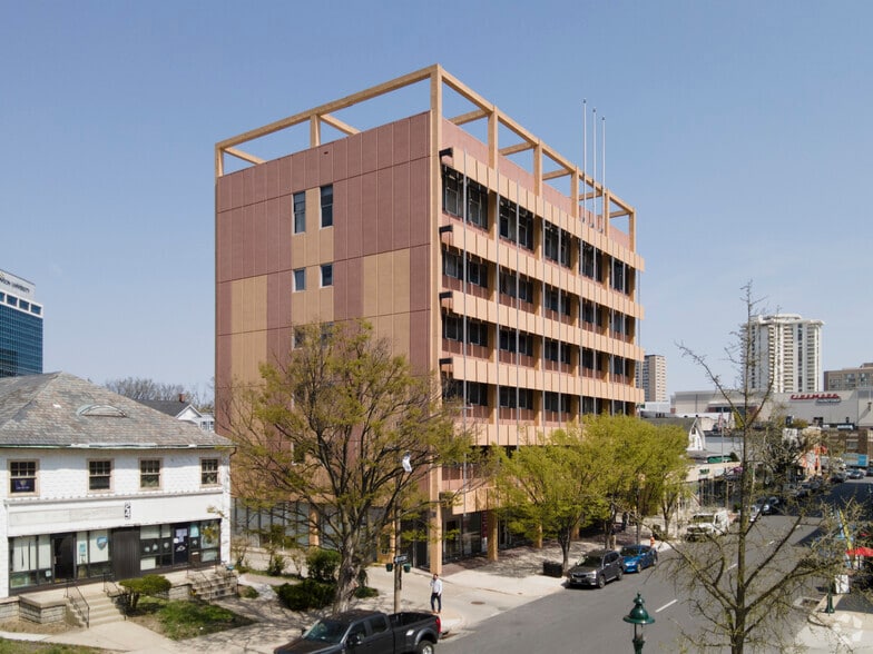 More Photos Of 22 W Pennsylvania Ave, Towson Office For Lease