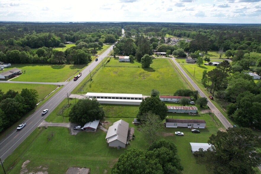 More Photos Of 1811 Basile Eunice Hwy, Basile Self Storage For Sale