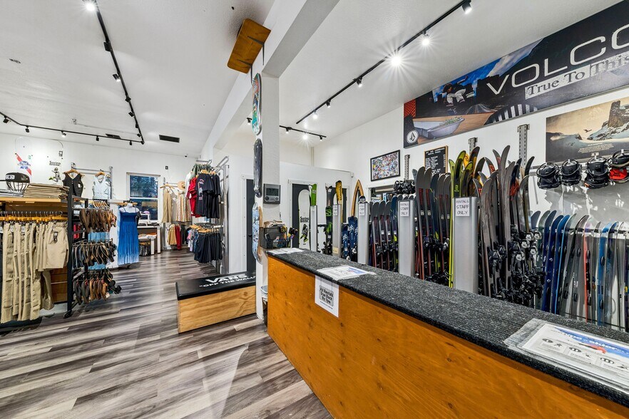 More Photos Of 3542 Lake Tahoe Blvd, South Lake Tahoe Restaurant For Sale