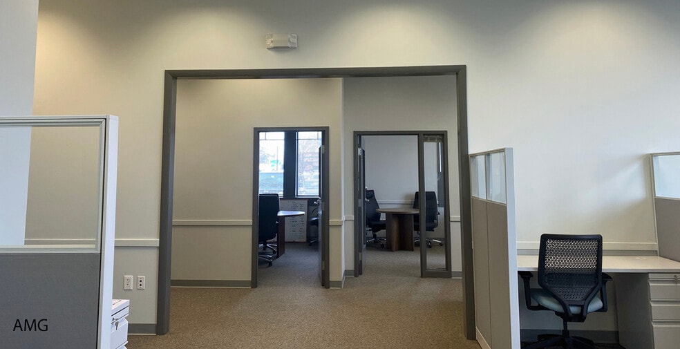 More Photos Of 540 Main St, Hyannis General Retail For Sale