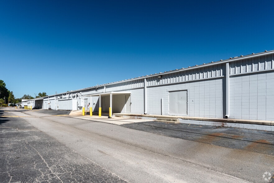 More Photos Of 8085 Rivers Ave, North Charleston Office For Lease