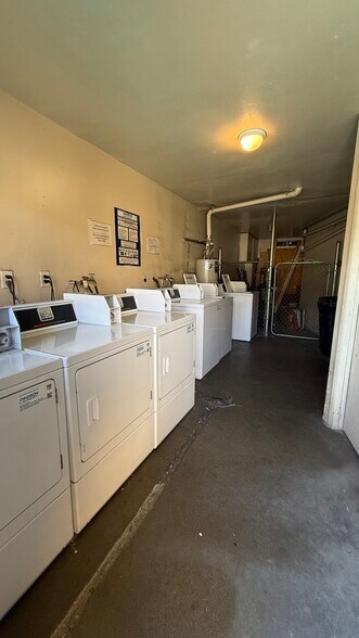 More Photos Of 281 S Avenue 52, Los Angeles Apartments For Sale