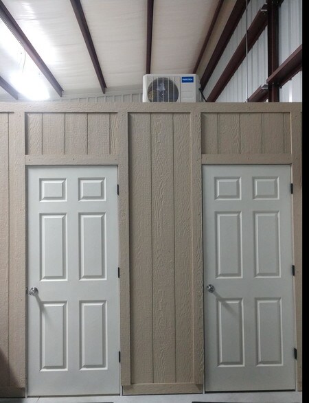 More Photos Of 5969 Jones Rd, Bryan Warehouse For Lease