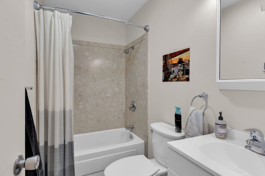 More Photos Of 402 3rd St, Westcliffe Apartments For Sale