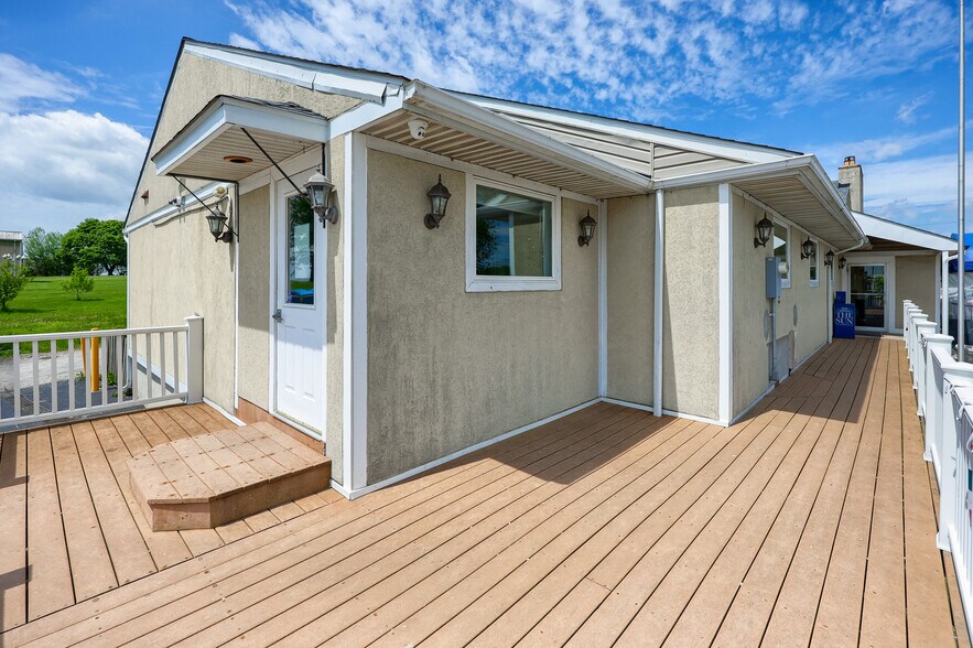 More Photos Of 17308 Susquehanna Trl, New Freedom Restaurant For Sale