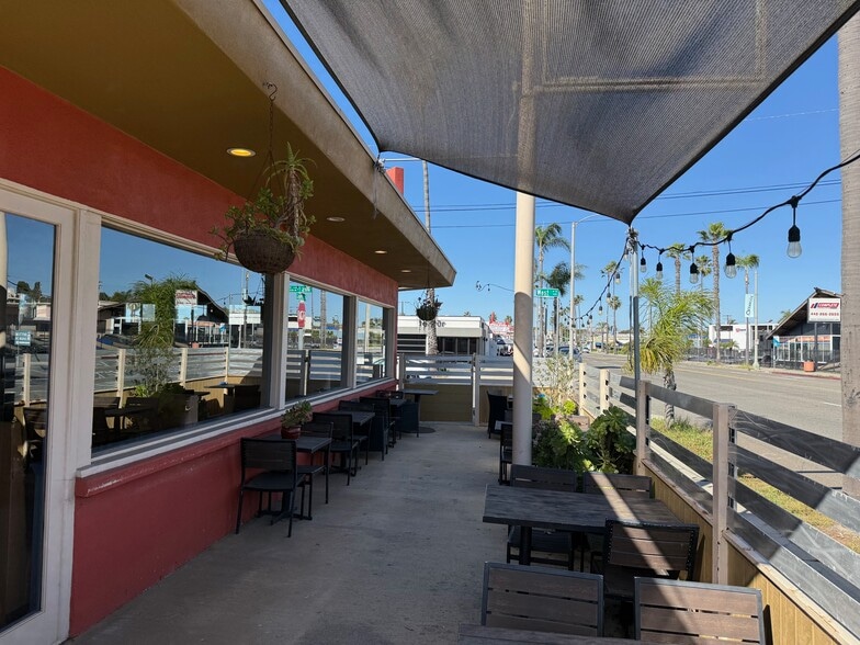 More Photos Of 1001 S Coast Hwy, Oceanside Restaurant For Lease